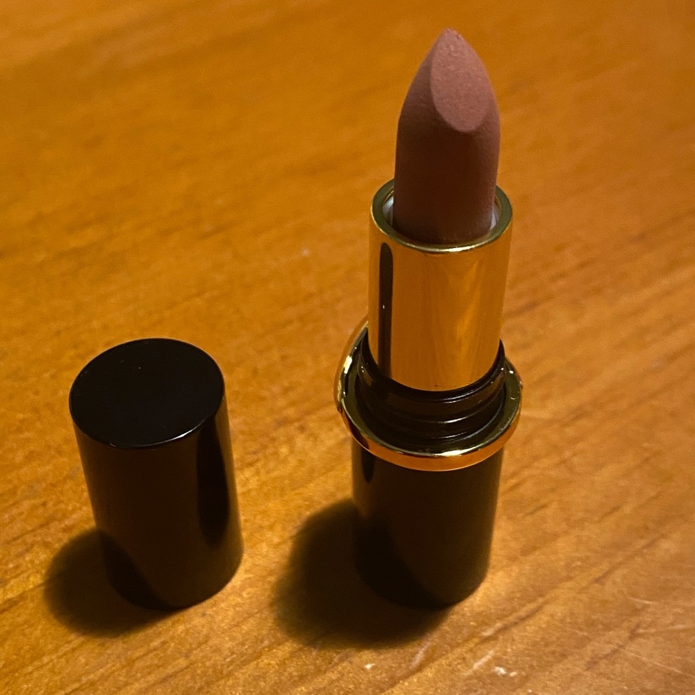 Pat McGrath MatteTrance Lipstick ๐ - Picture 5 of 16